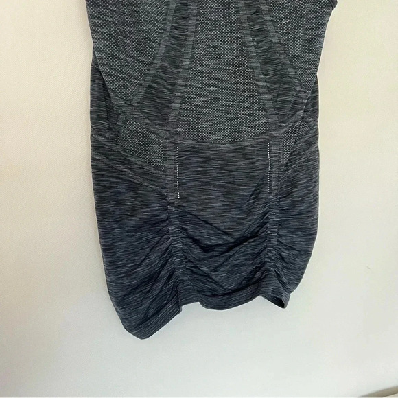 Athleta Fastest Track Size XS Black Space Dye Ruched Muscle Tank Seamless Top - Picture 6 of 8